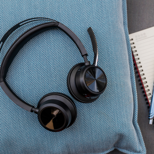 HP Poly Voyager Focus 2 USB-C-C Headset +USB-C/A Adapter 3